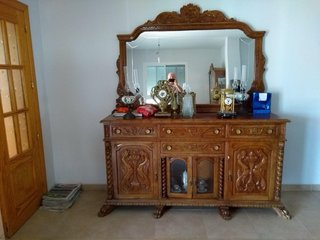 Muebles antiguos de madera de cerezo