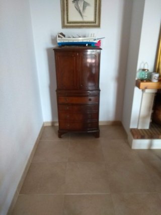 Muebles antiguos de madera de cerezo