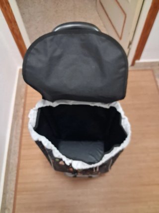Carrito de compra con estampado de verduras