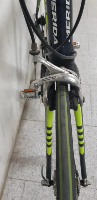 Bici da strada Merida Carbono