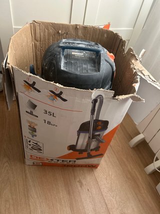 Aspiradora Industrial Dexter 1200W 35L 18kPa