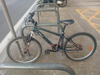 Bicicleta Btwin (ubicación cerca de l’illa)