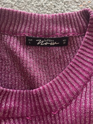 Camisola brilhante cruzada