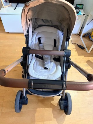 Carrito  bebé  chicco the best friend color beige