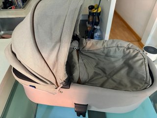 Carrito  bebé  chicco the best friend color beige