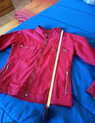Cazadora vaquera roja ajustada vintage S