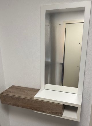 Mueble recibidor con espejo