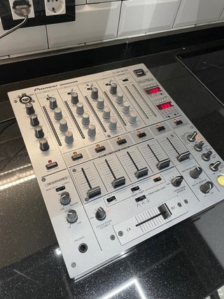 Pioneer DJM-600 Silver de Segunda mano por 395 EUR en Albacete