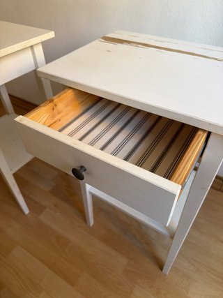Mesita de noche Ikea blanca