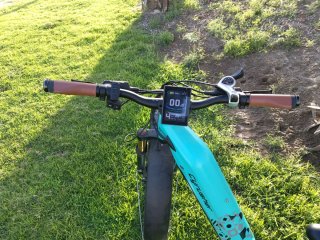 Bicicleta Eléctrica Cyruster