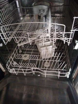 Lavavajillas Indesit y Nevera