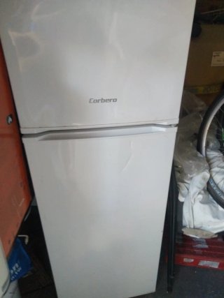 Lavavajillas Indesit y Nevera