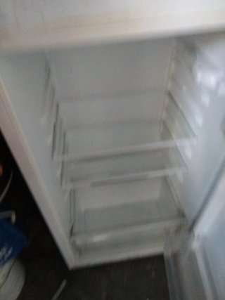 Lavavajillas Indesit y Nevera