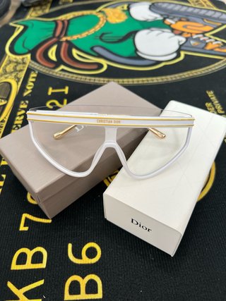 Gafas Dior Blancas y Doradas