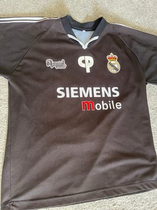 Camiseta Real Madrid Negra Retro Talla L