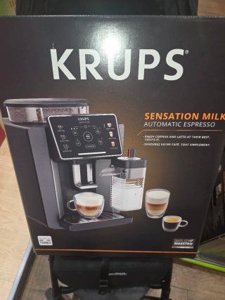 Macchina da caffè Krups Sensation Milk automatica