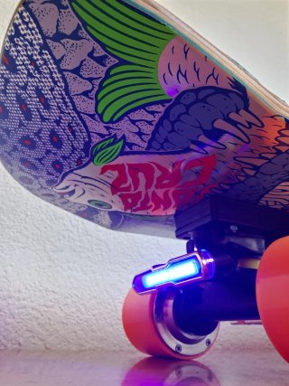 Skate Eléctrico Santa Cruz.