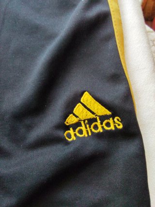 Pantalones cortos Adidas Real Madrid Negro/Dorado