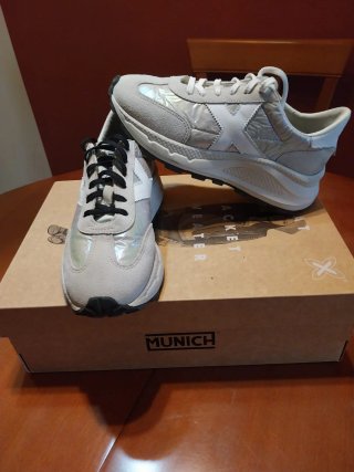 Zapatillas Munich Mujer Talla 37 Beige/Blanco