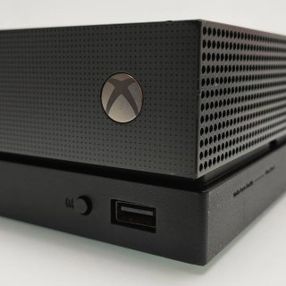 Xbox One X 1TB Negra