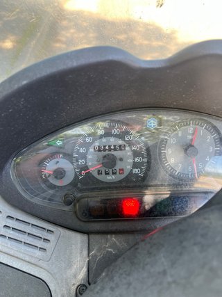 Piaggio X8 2006 34.500 km ITV 2028.