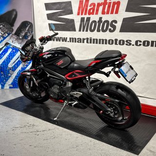 TRIUMPH STREET TRIPLE R