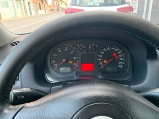 Volkswagen Golf 2001