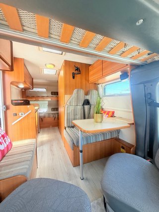 Autocaravana 5m con garaje