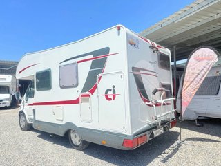 Autocaravana 5m con garaje