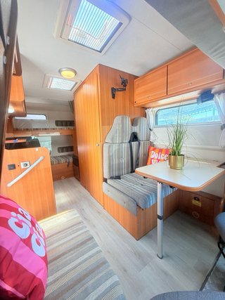 Autocaravana 5m con garaje
