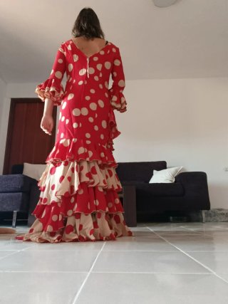 Traje de Flamenca MARICRUZ + Mantoncillo + Enagua