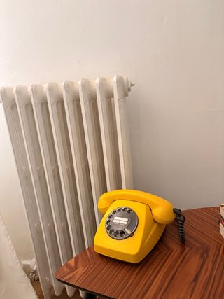 Teléfono Vintage Amarillo