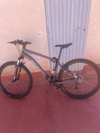 Bicicleta Rockrider Gris