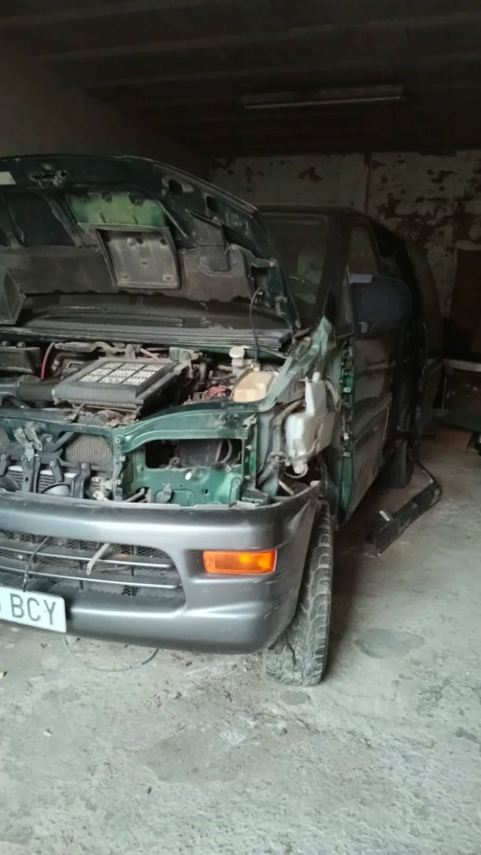 Mitsubishi Space Gear 1999 - foto 1