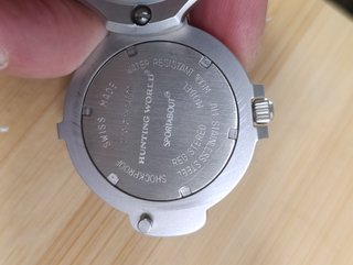 Reloj Hunting World con Brújula