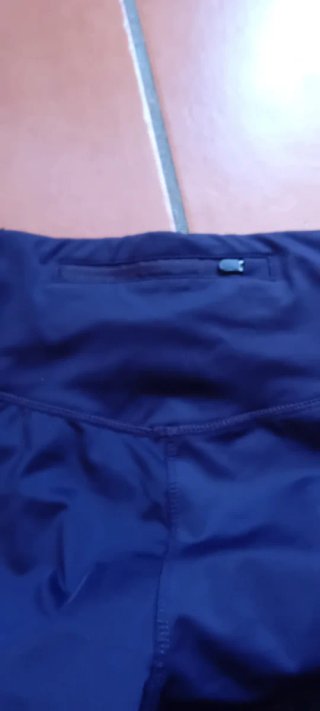 Mallas deportivas lila