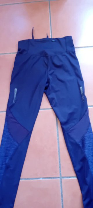 Mallas deportivas lila