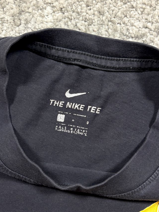 Nike The Tee graphic negra L