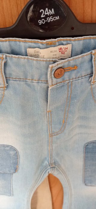 pantalones niños talla 18/24/meses la marca Zara