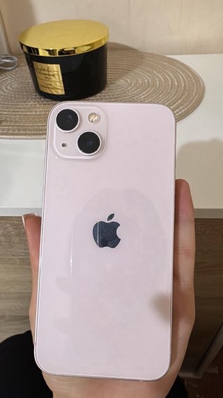 iPhone 13 Apple