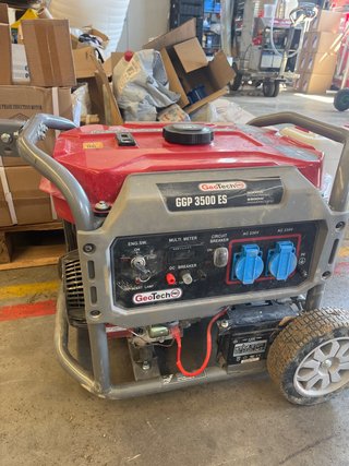 Generador 3500 ES 3000W alquiler dia