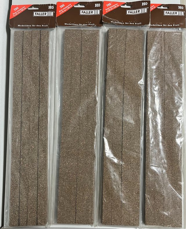Lote 4 bolsas bases corcho vías H0.