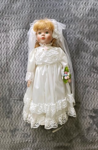 Muñeca de Porcelana Novia