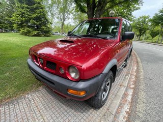 Nissan Terrano II 1996