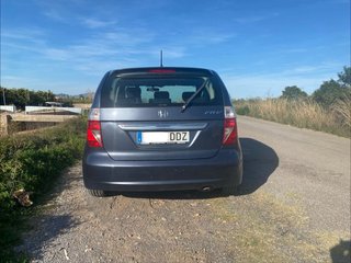 Honda FR-V 2005 executive