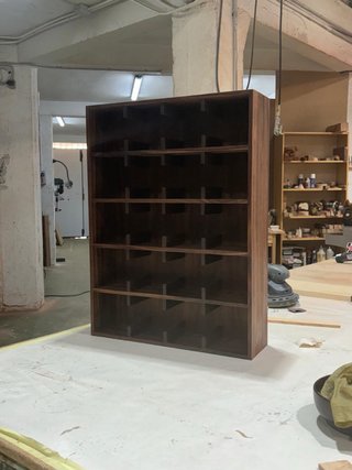 Mueble de cocina para tazas de madera