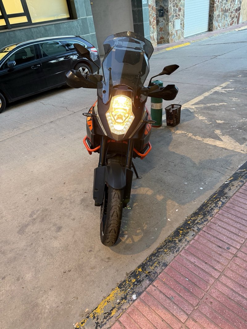 KTM 1050 Adventure Naranja