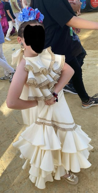 Traje Gitana Niña Volantes de 8 a 10 años.