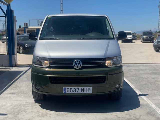 Volkswagen Caravelle 2011 - 9 PLAZAS -