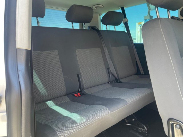 Volkswagen Caravelle 2011 - 9 PLAZAS -